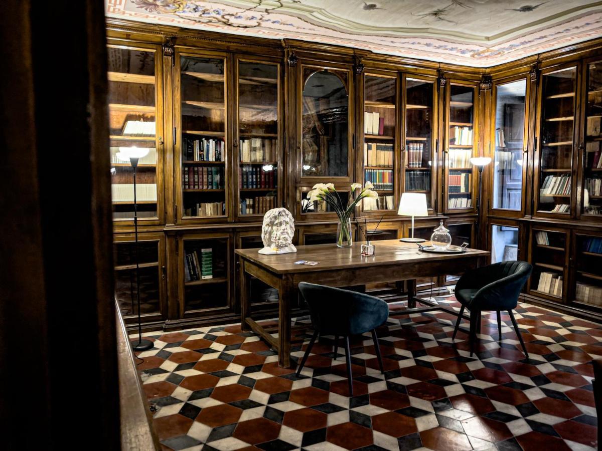 فندق Palazzo Cappuccini Art Relais نابولي المظهر الخارجي الصورة